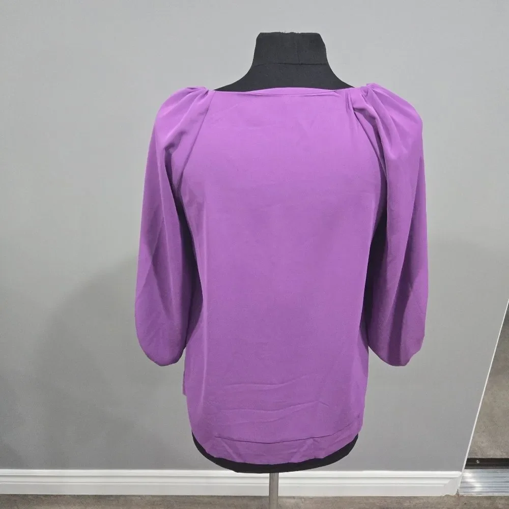 🐢 Cute Violet 💜 Blouse Size S NWOT.